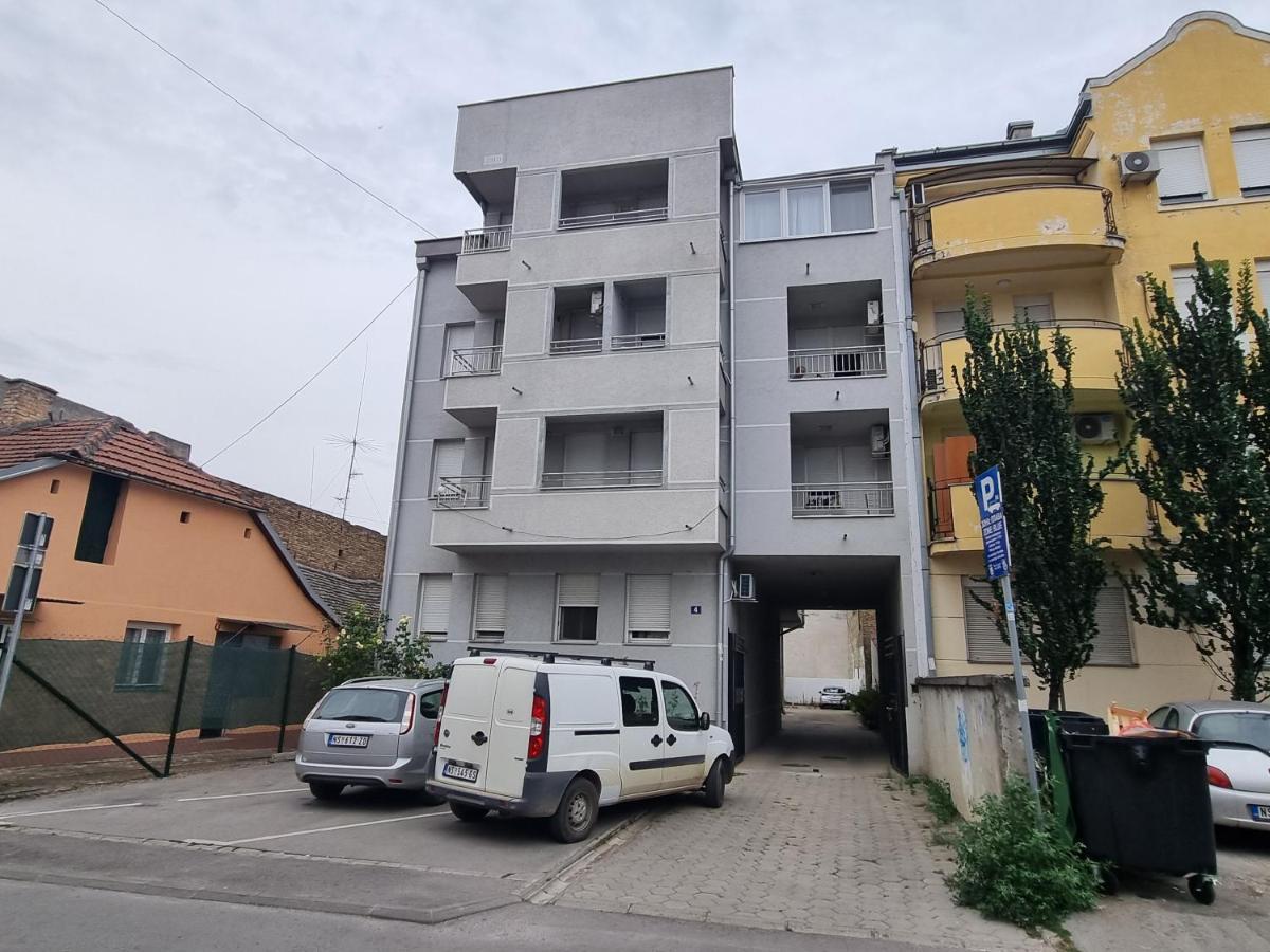 Likehome Life - Novi Sad Stevana Sremca Нови Сад Екстериор снимка