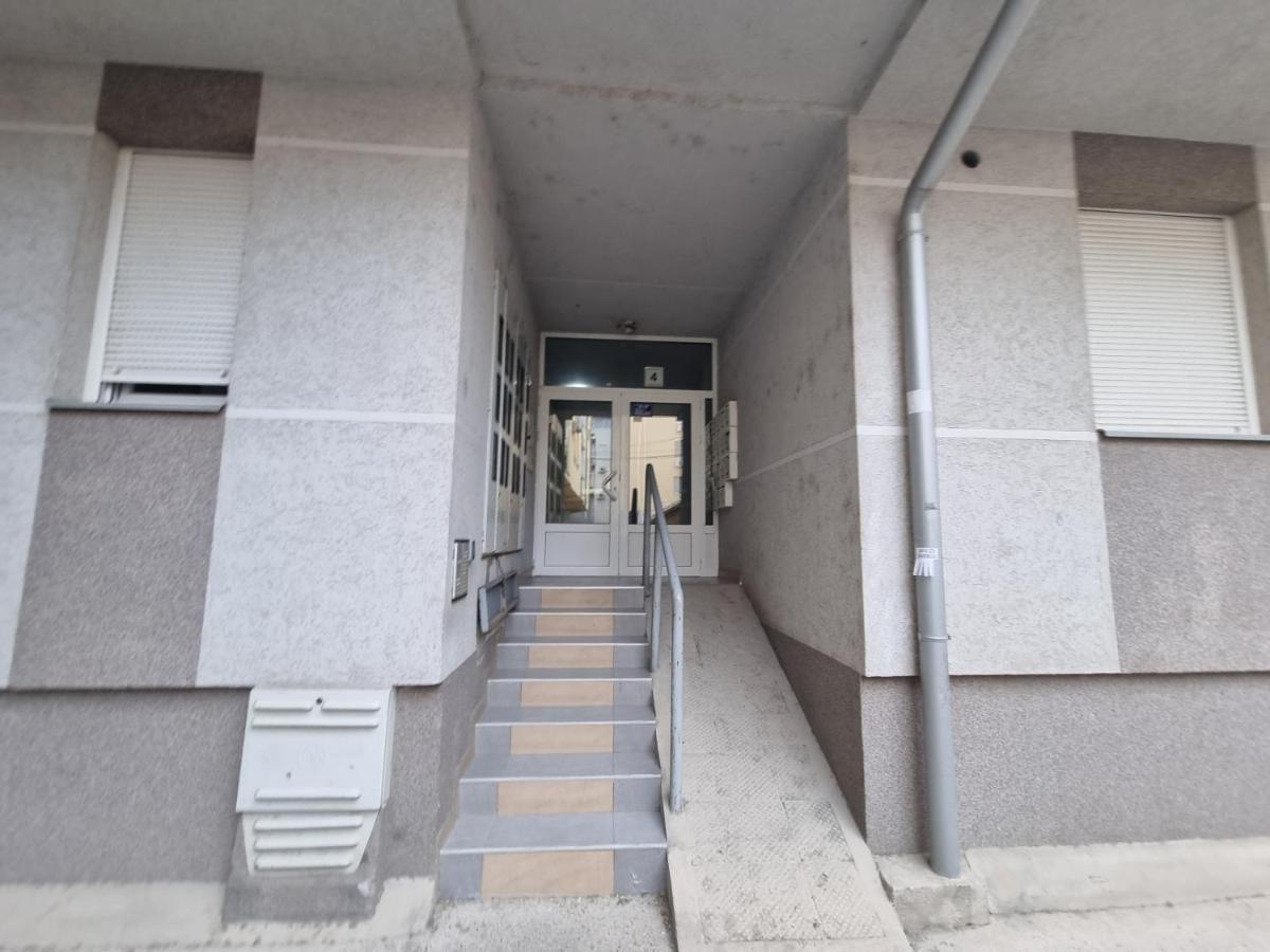 Likehome Life - Novi Sad Stevana Sremca Нови Сад Екстериор снимка
