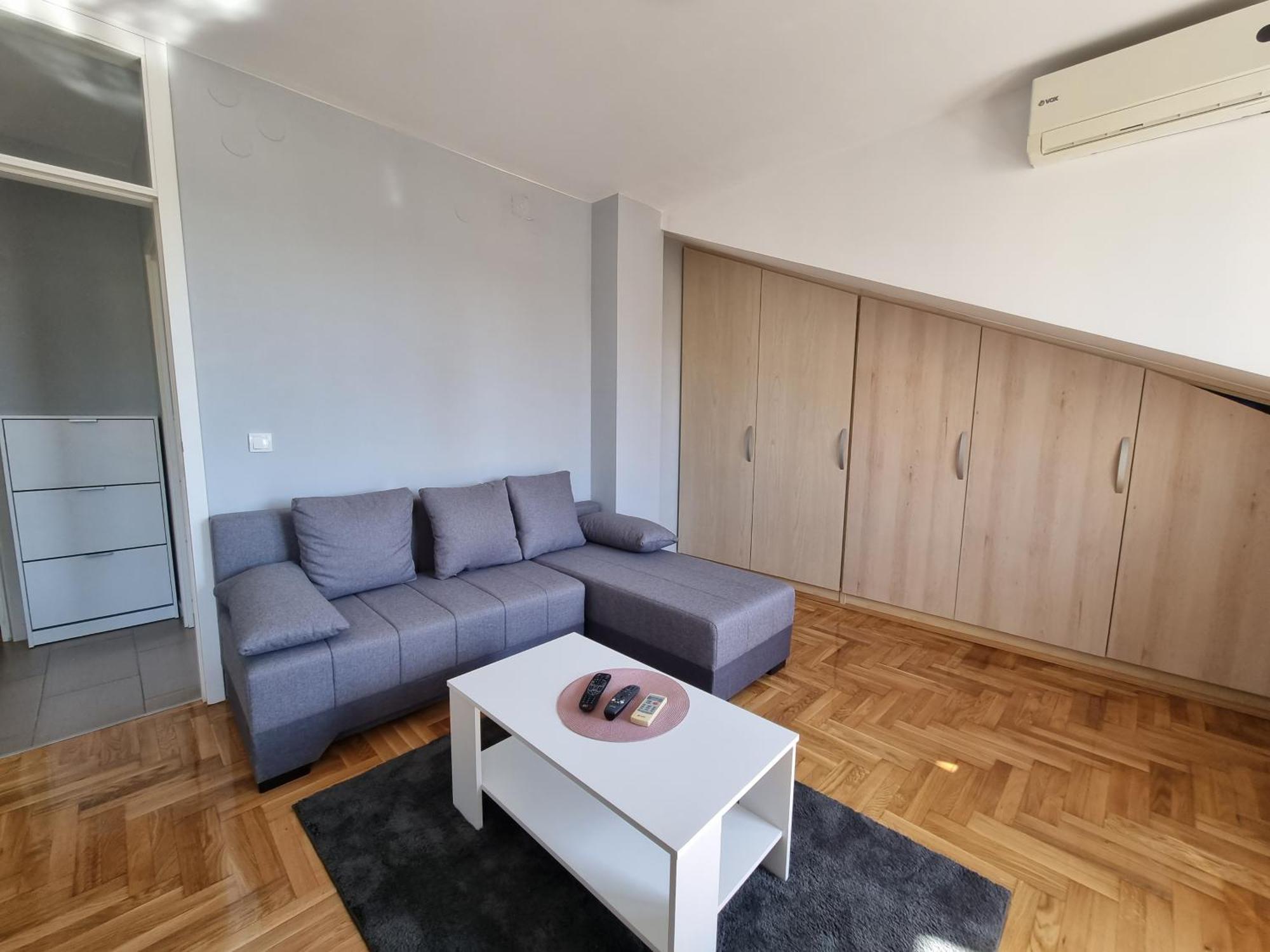 Likehome Life - Novi Sad Stevana Sremca Нови Сад Екстериор снимка